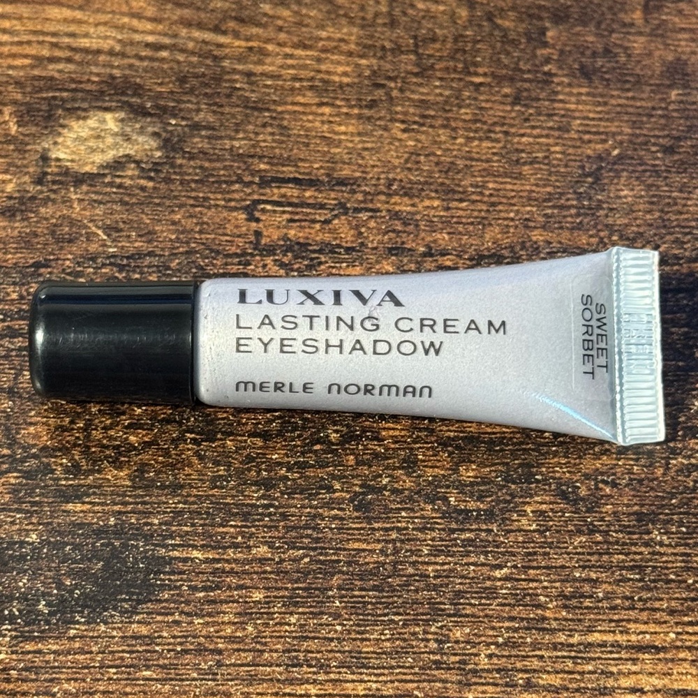 Merle Norman Luxiva Lasting Cream Eyeshadow - Sweet Sorbet - .25 oz.